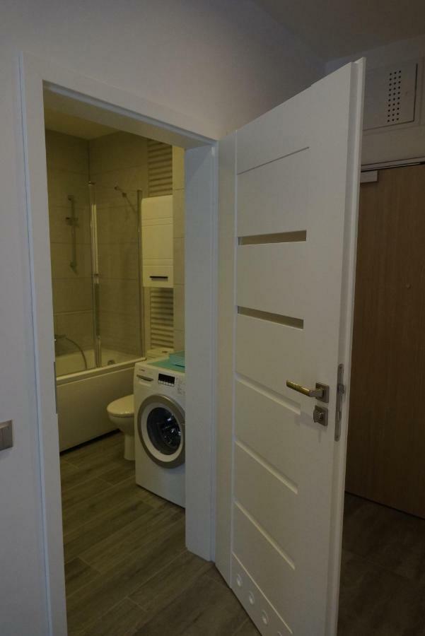 Apartment Dbd - Gray Turkus